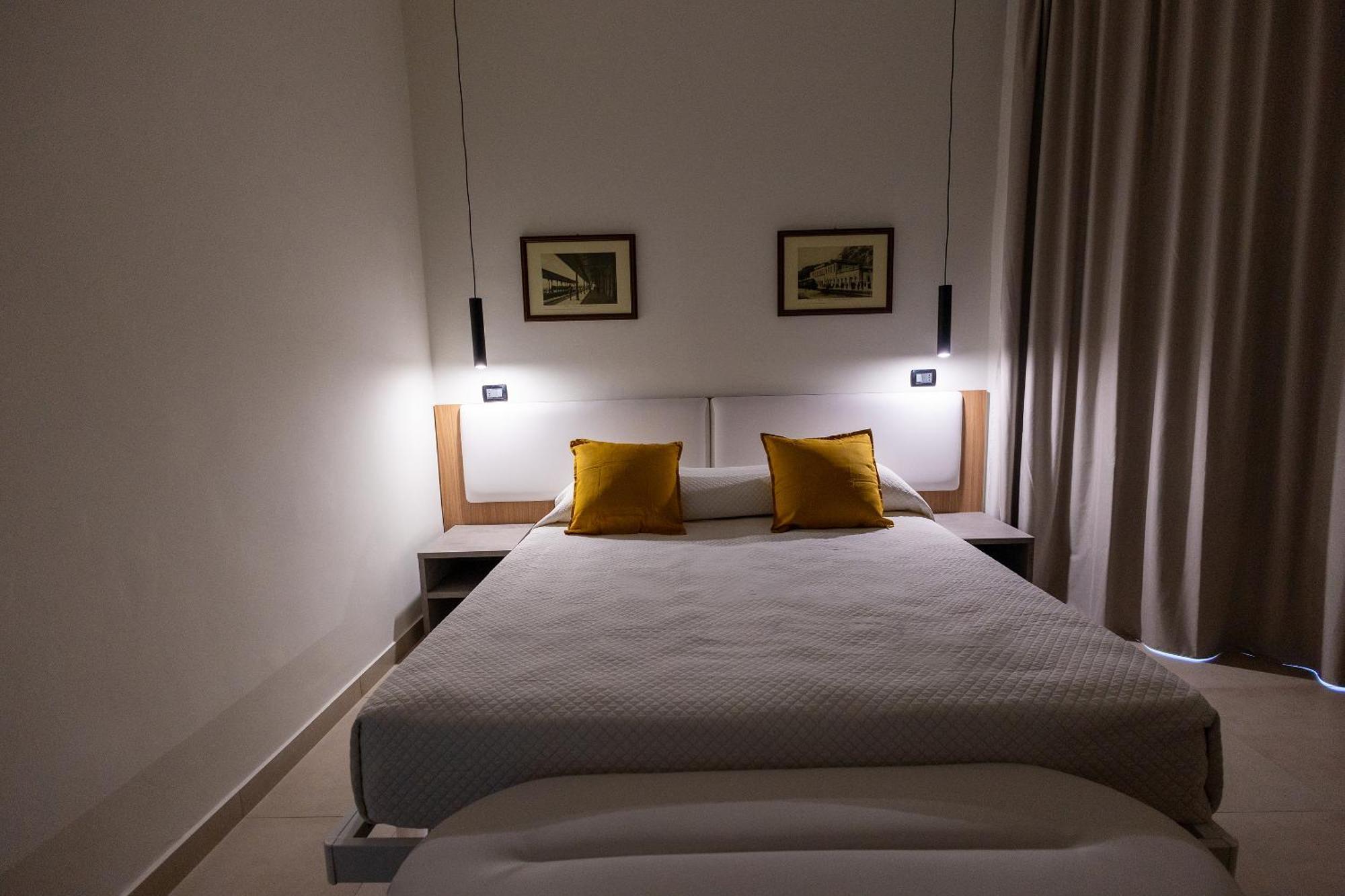 Villa Iris Giardini Naxos Bagian luar foto